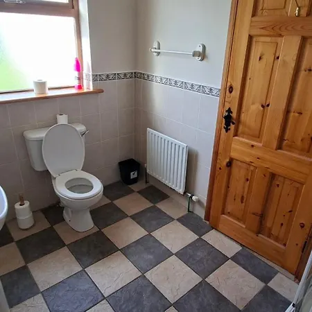 Vakantiehuis Traditional Clare Minutes From